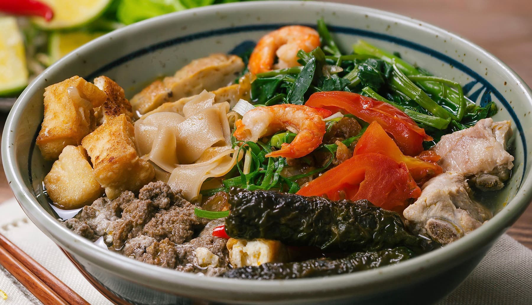 Bánh Đa Cua Hải Phòng